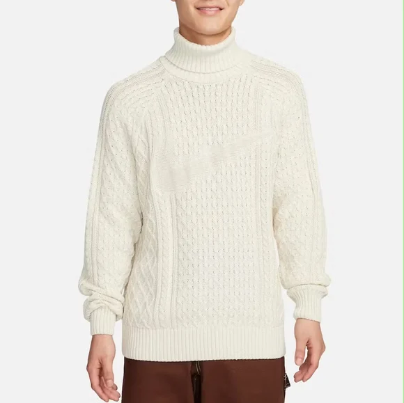 NWT Nike Life Light Bone Cable Knit Swoosh Turtleneck Sweater M